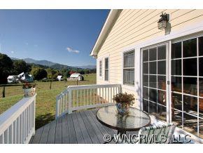 228 Palmer Road Waynesville, NC 28786 - Photo 10 of 11 Gallery Image 10