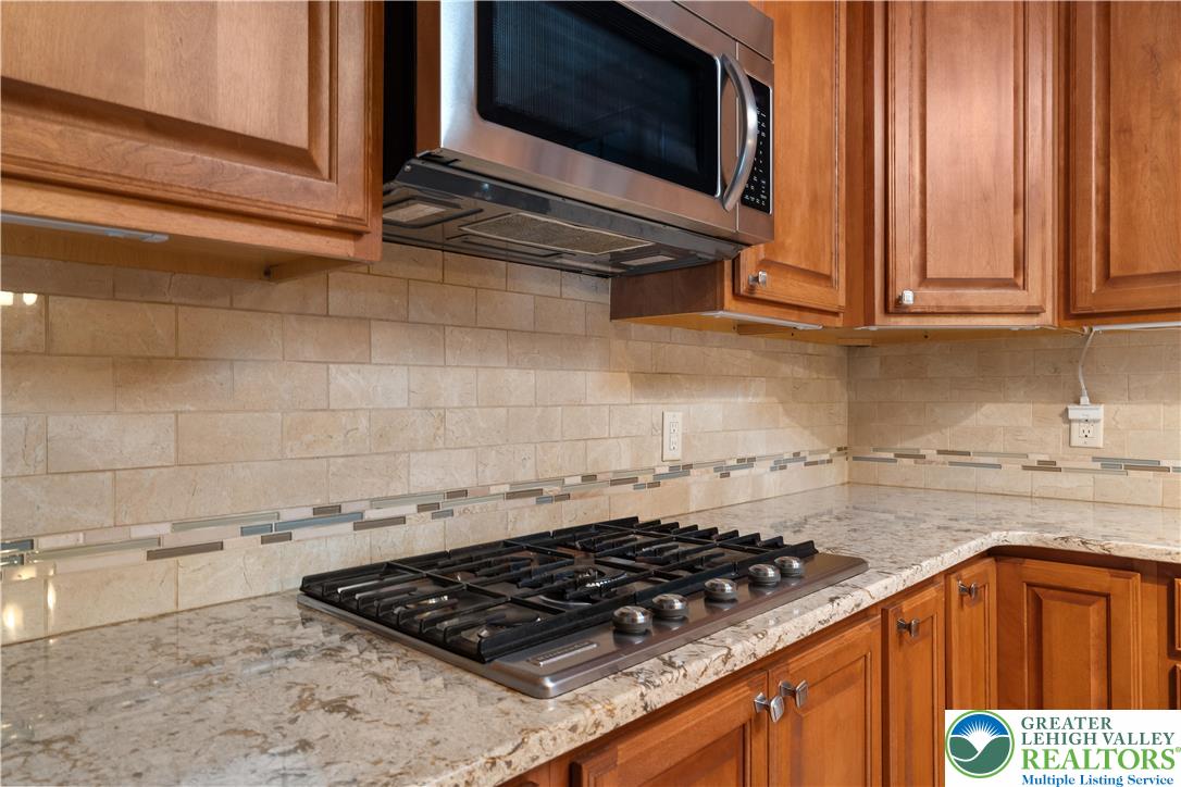 2610 Jacksonville Road Bethlehem, PA 18017 - Photo 11 of 58