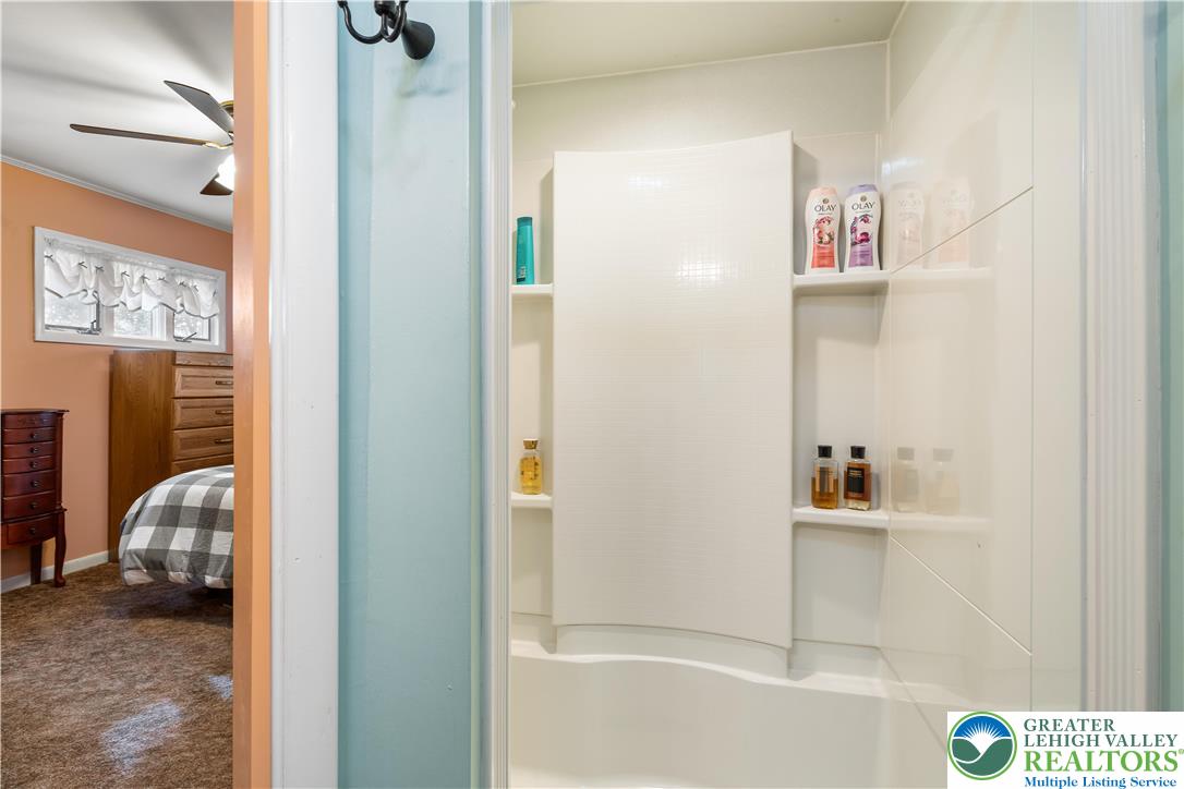 2610 Jacksonville Road Bethlehem, PA 18017 - Photo 19 of 58