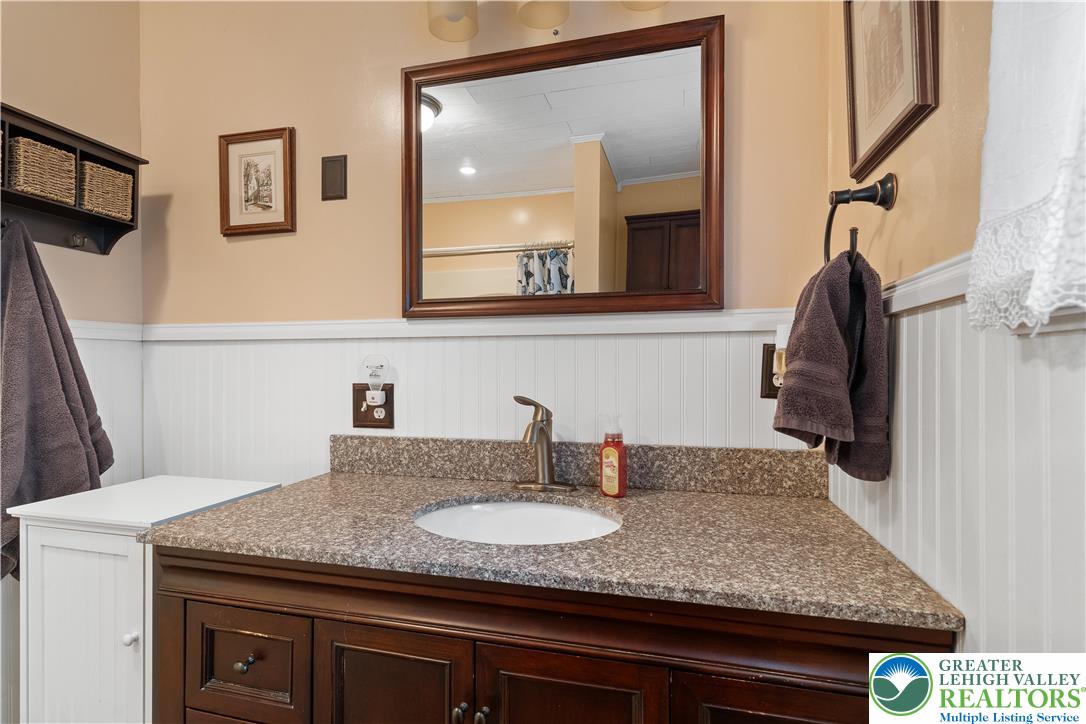 2610 Jacksonville Road Bethlehem, PA 18017 - Photo 29 of 58