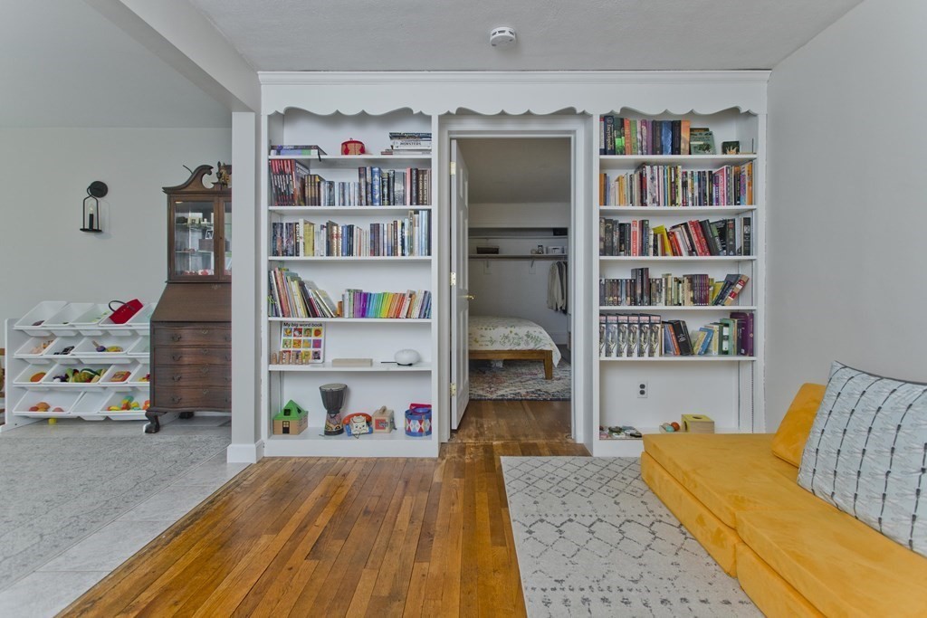 88 Porter Road East Longmeadow, MA 01028 - Photo 12 of 31 Gallery Image 12
