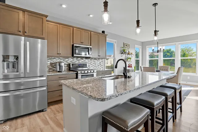 $399,500 | 6533 West Treeline Lane, McCordsville, IN 46055