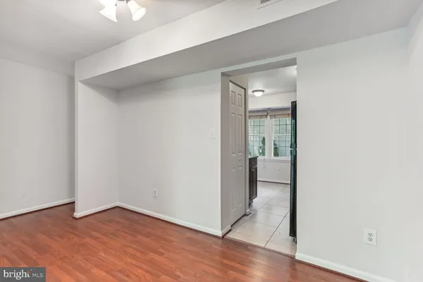 $425,000 | 6439 Birch Leaf Court, Unit 31B, Burke, VA 22015