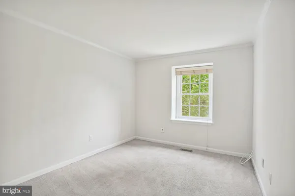 $425,000 | 6439 Birch Leaf Court, Unit 31B, Burke, VA 22015