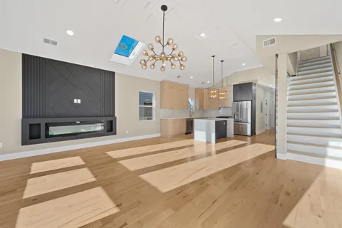 $1,150,000 | 32 Zabriskie Street, Unit 2, Jersey City, NJ 07307