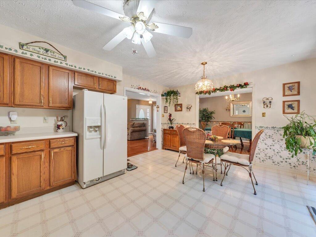 446 Ellsworth Court Ridgeway, VA 24148 - Photo 20 of 54 20-MIB09317