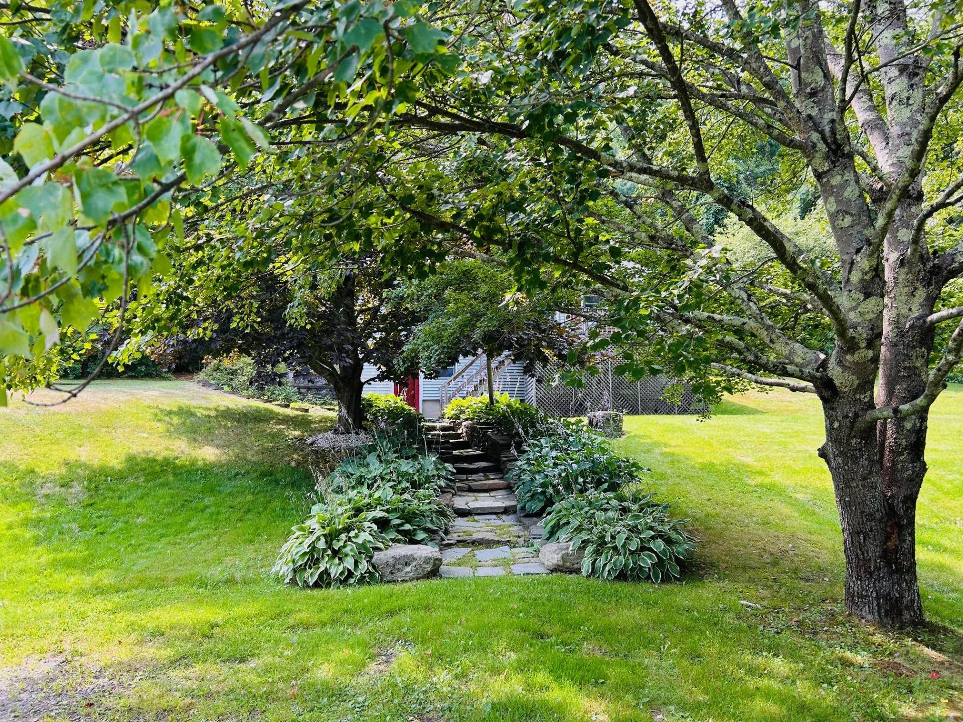 263 Old Chesterfield Road Hinsdale, NH 03451 - Photo 3 of 23 Gallery Image 3