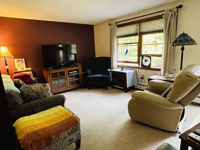 $335,900 | 263 Old Chesterfield Road, Hinsdale, NH 03451