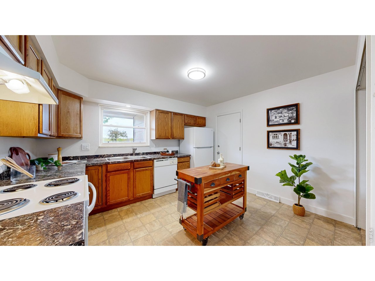 521 West Drake Road Fort Collins, CO 80526 - Photo 9 of 39