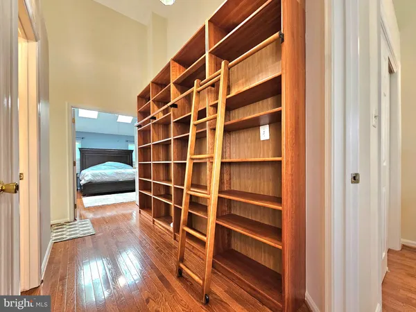 $750,000 | 6642 Patent Parish Lane, Alexandria, VA 22315