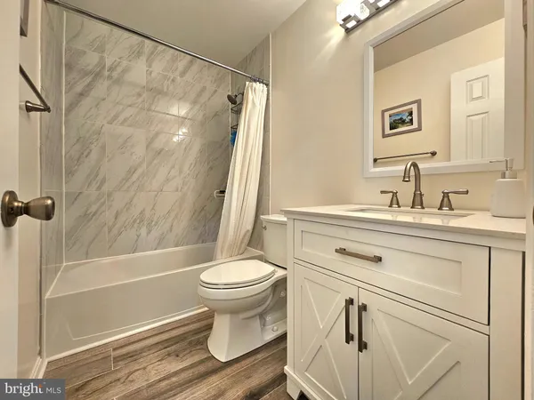 $750,000 | 6642 Patent Parish Lane, Alexandria, VA 22315