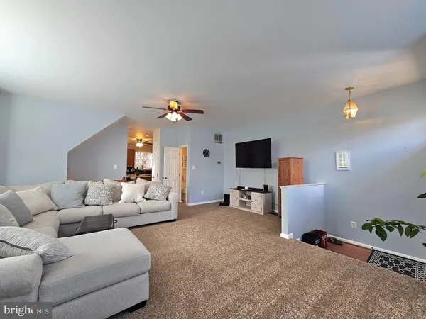 $750,000 | 6642 Patent Parish Lane, Alexandria, VA 22315