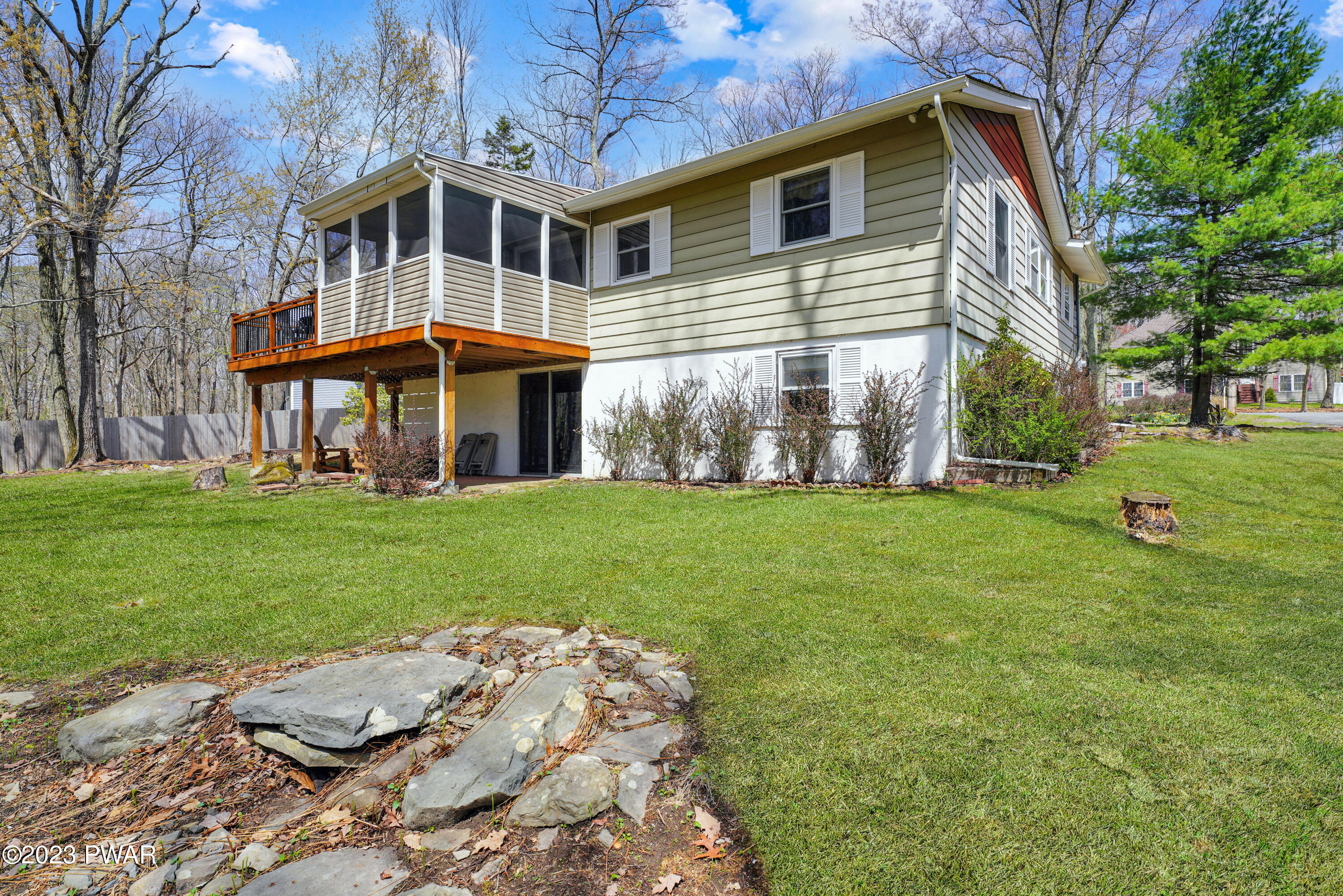 139 Stonehenge Road Milford, PA 18337 - Photo 7 of 34