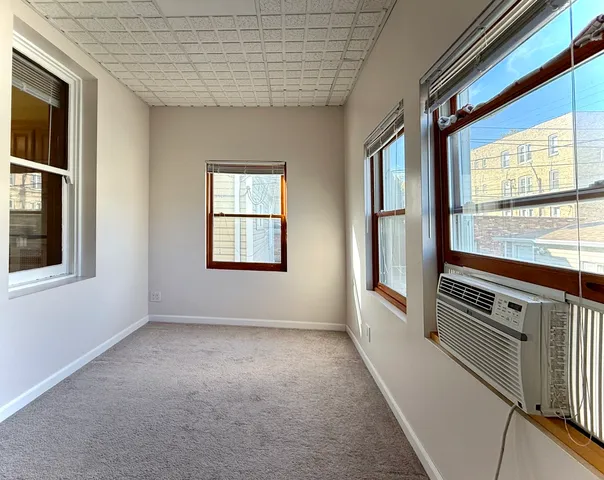 $1,795 | 5446 West Agatite Avenue, Unit 1, Chicago, IL 60630