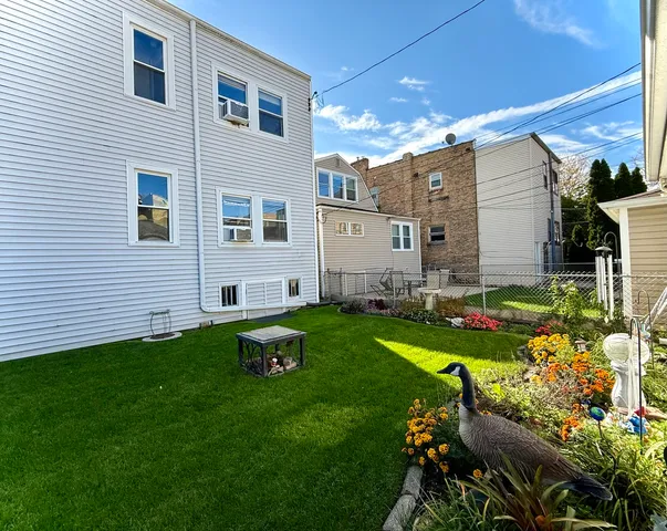 $1,795 | 5446 West Agatite Avenue, Unit 1, Chicago, IL 60630