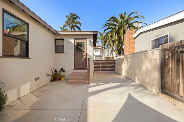 $1,549,000 | 120 Avenida Santa Inez, San Clemente, CA 92672
