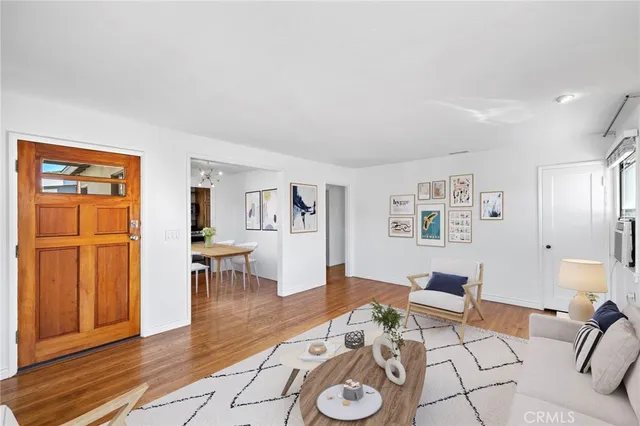 $1,549,000 | 120 Avenida Santa Inez, San Clemente, CA 92672