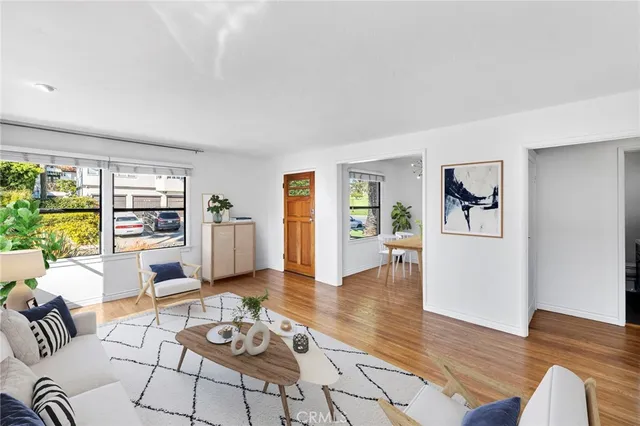 $1,549,000 | 120 Avenida Santa Inez, San Clemente, CA 92672