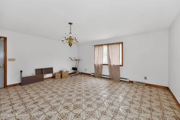 $259,000 | 19 Pleasantview Avenue, Albany, NY 12203