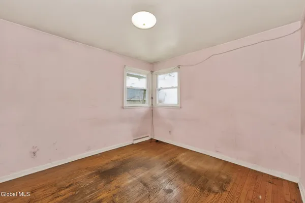 $259,000 | 19 Pleasantview Avenue, Albany, NY 12203