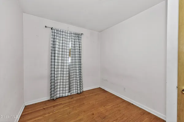 $259,000 | 19 Pleasantview Avenue, Albany, NY 12203