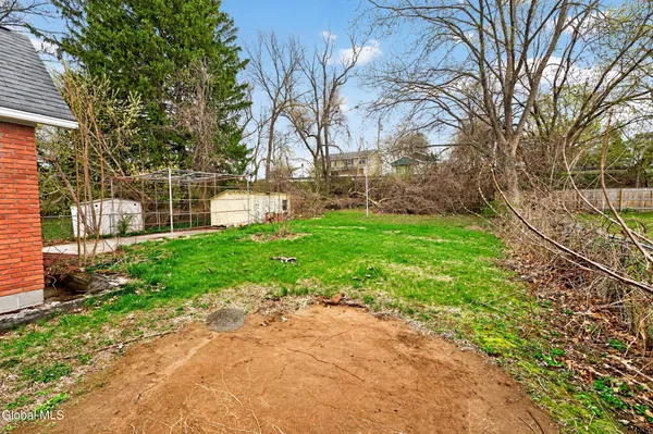 $259,000 | 19 Pleasantview Avenue, Albany, NY 12203