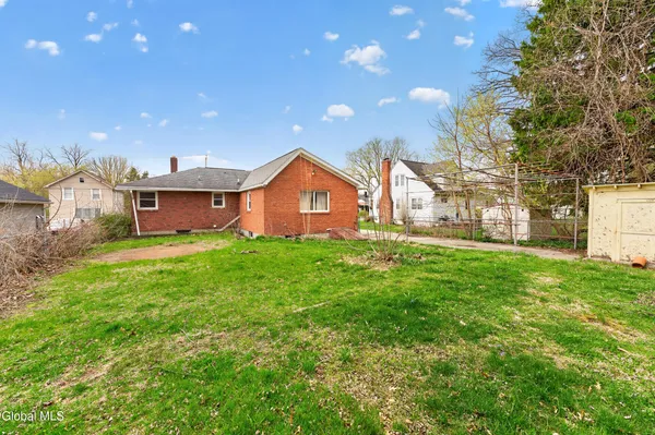 $259,000 | 19 Pleasantview Avenue, Albany, NY 12203