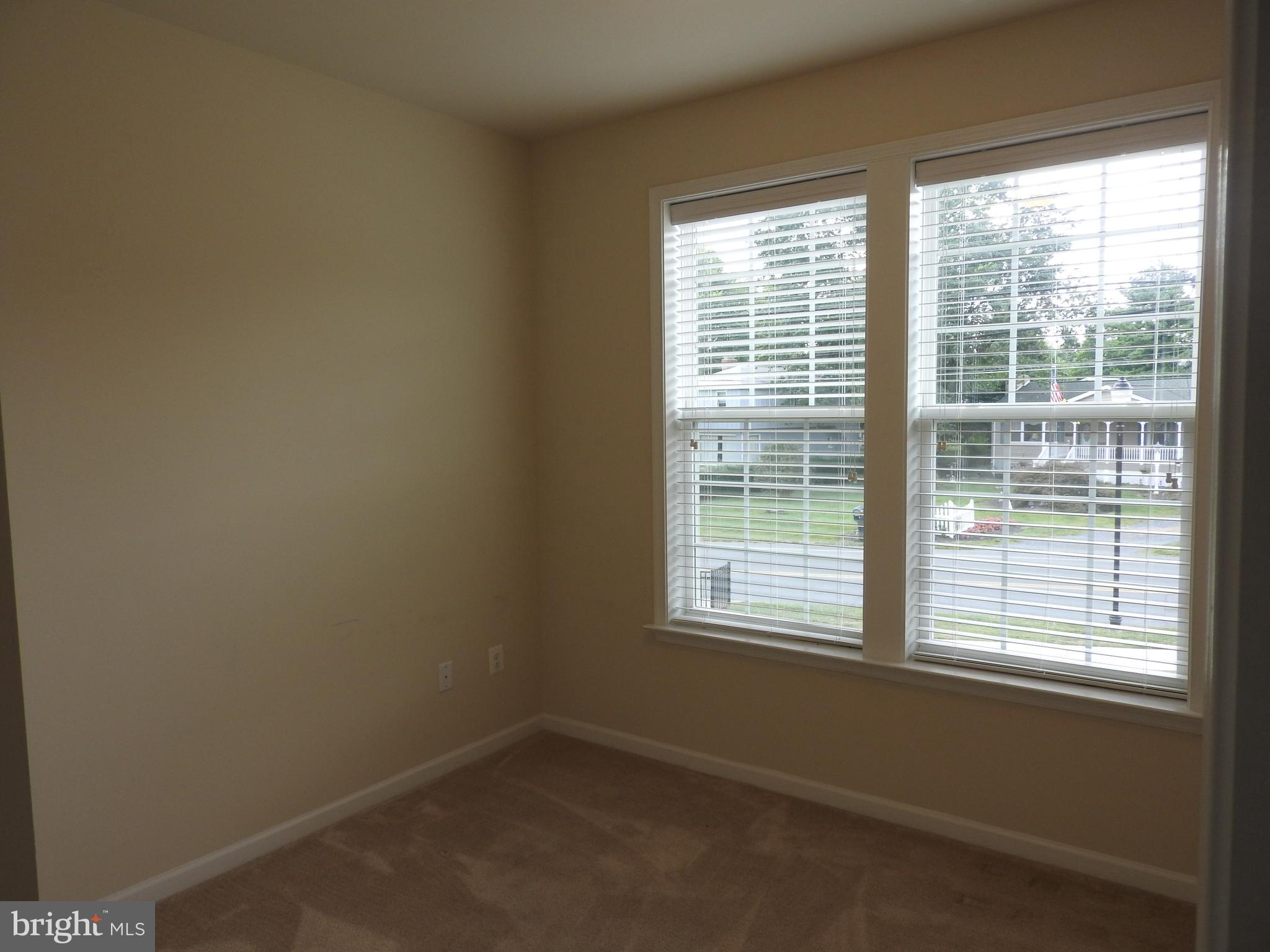 7863 Wormans Mill Road Frederick, MD 21701 - Photo 4 of 37 Main level bedroom,den or office.