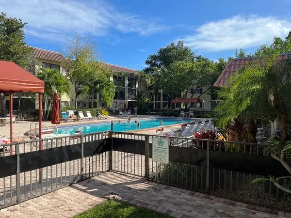 $2,000 | 251 South Cypress Road, Unit 146, Pompano Beach, FL 33060