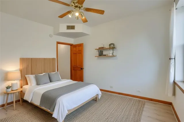 $2,150 | 2810 Sarah Street, Unit 2, Pittsburgh, PA 15203