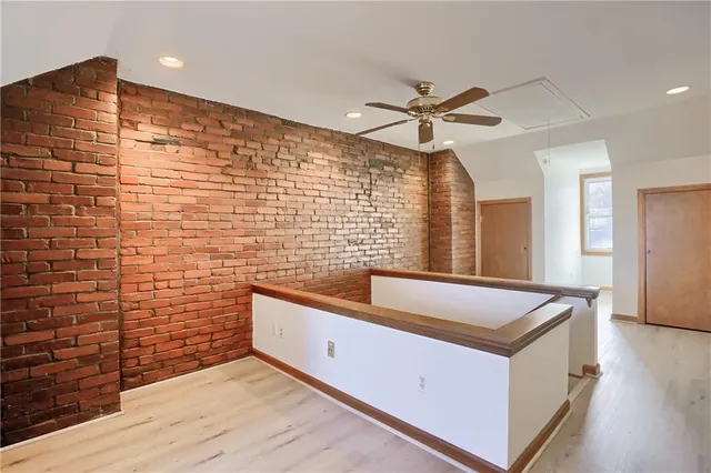 $2,150 | 2810 Sarah Street, Unit 2, Pittsburgh, PA 15203