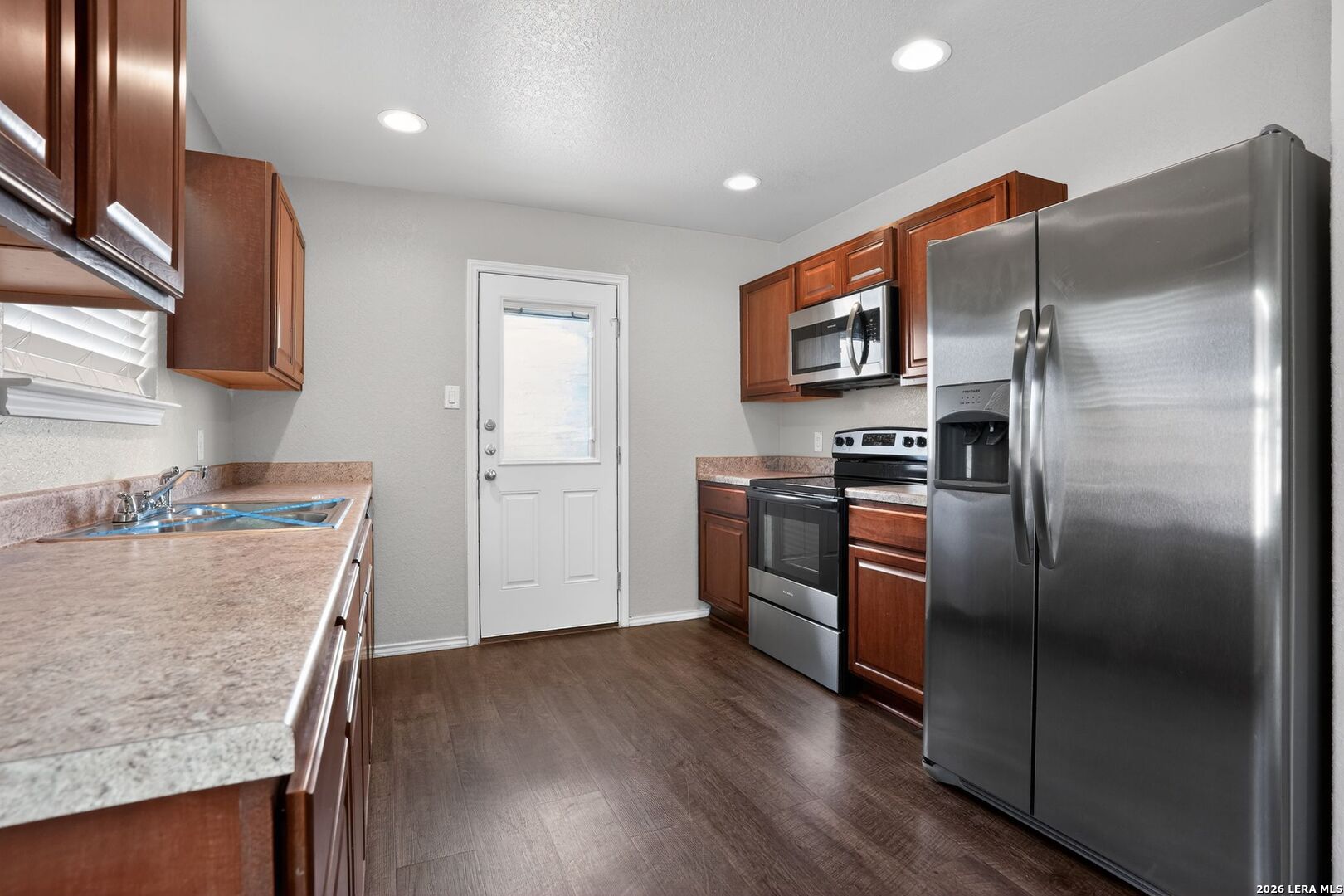 3818 Colemans Run Converse, TX 78109 - Photo 6 of 28
