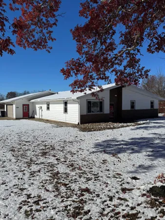 $2,325 | 10521 Bethel Road, Fort Wayne, IN 46818