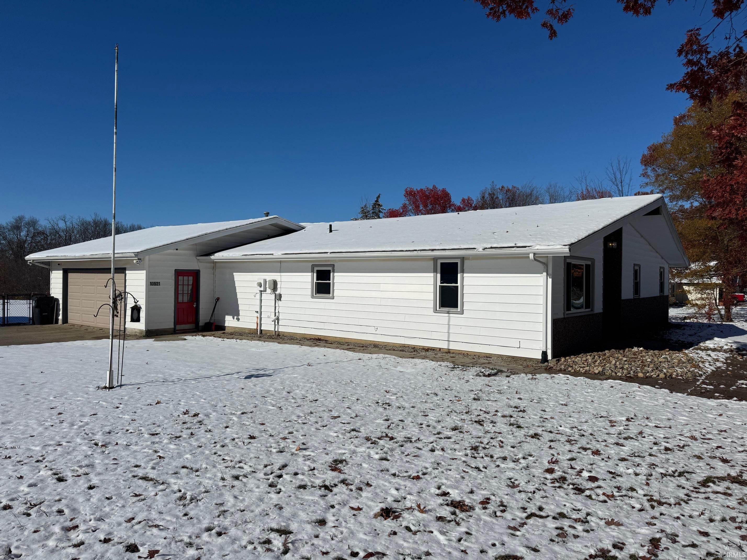 10521 Bethel Road Fort Wayne, IN 46818 - Photo 2 of 11