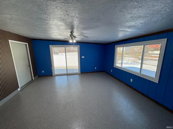 $2,325 | 10521 Bethel Road, Fort Wayne, IN 46818