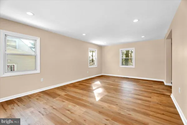 $484,888 | 18 Hinsdale Lane, Willingboro, NJ 08046