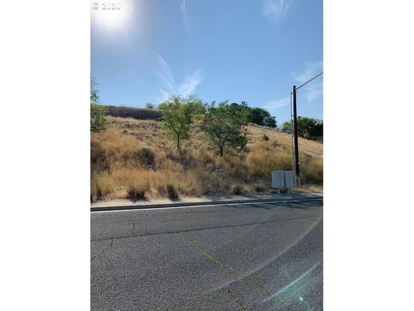 $17,500 | 732 North Main Street, Pendleton, OR 97801