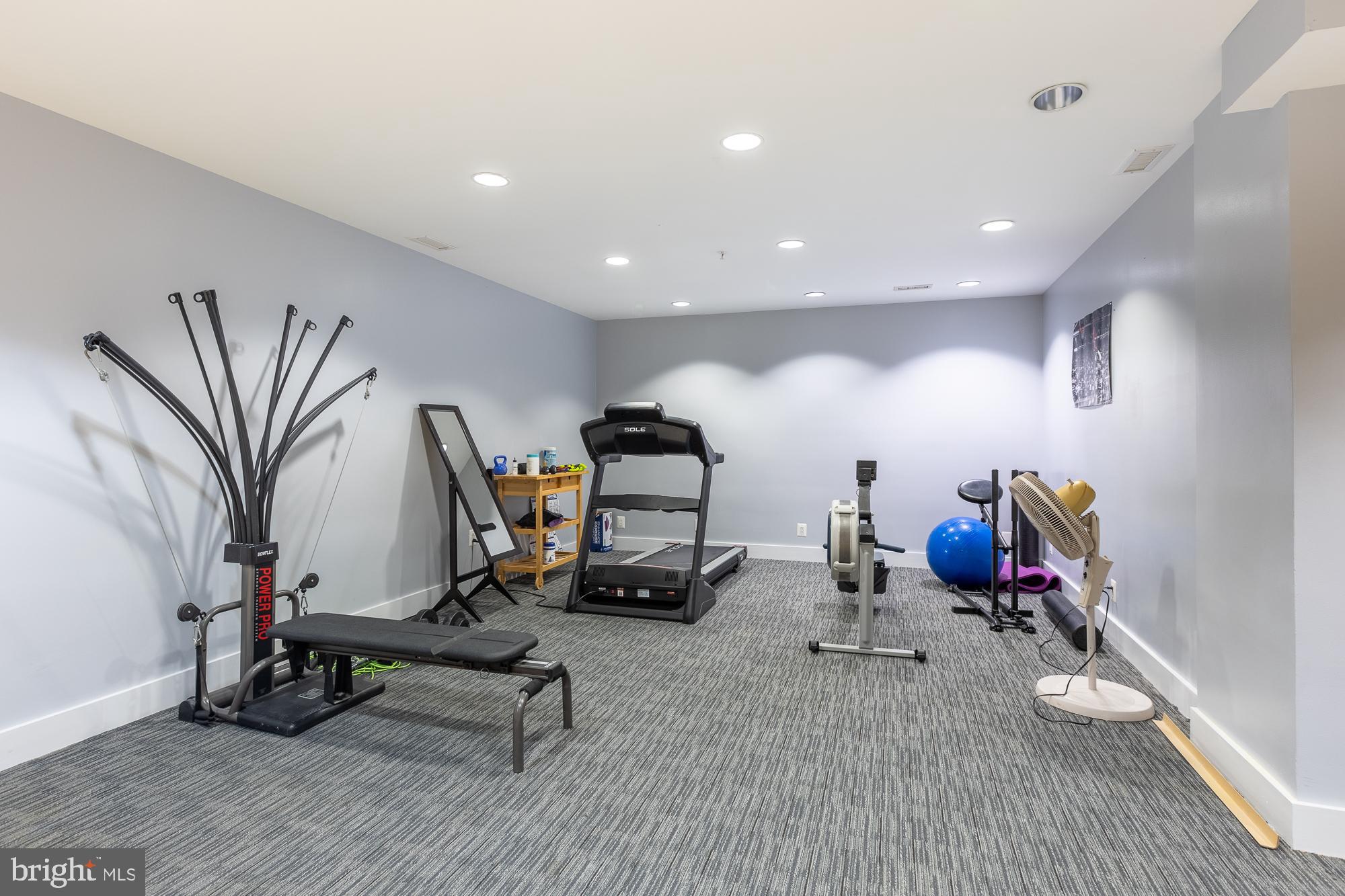 449 R Street Northwest, Unit 11 Washington, DC 20001 - Photo 19 of 24