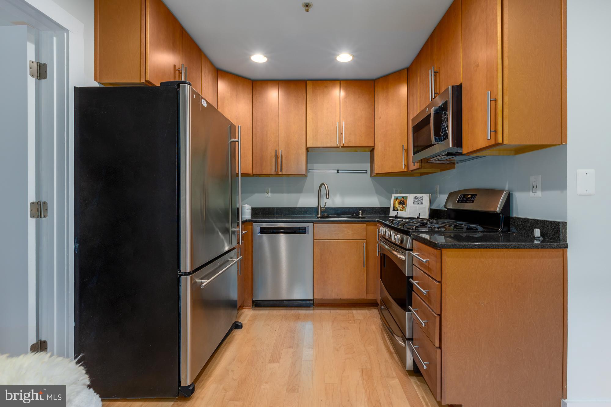 449 R Street Northwest, Unit 11 Washington, DC 20001 - Photo 7 of 24