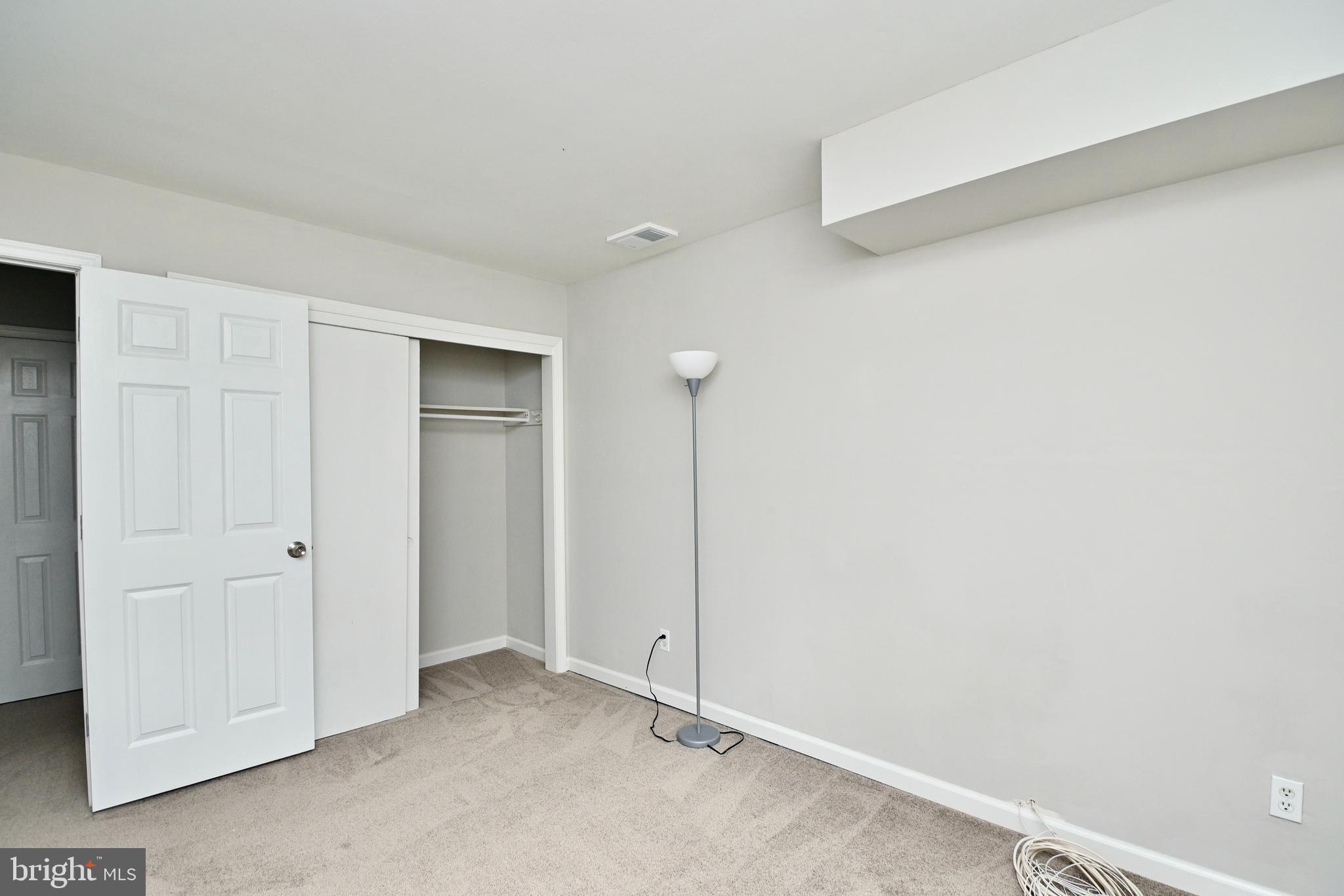 5904 Kingsford Road, Unit 414 Springfield, VA 22152 - Photo 15 of 24 Bedroom