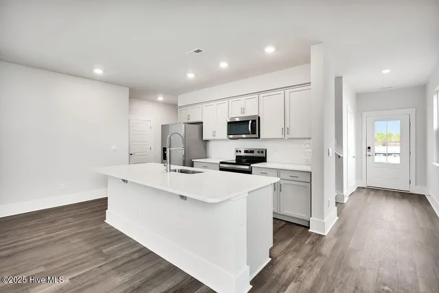 $439,999 | 107 Brogdon Street, Unit LOT 7, Wilmington, NC 28411