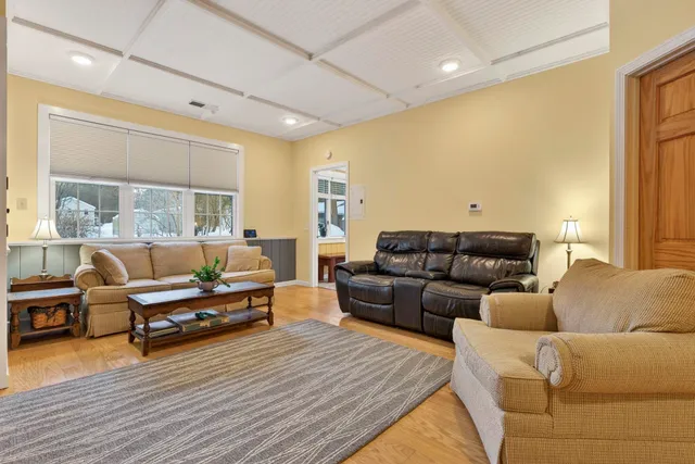 $500,000 | 85 Intervale Road, Wilton, NH 03086