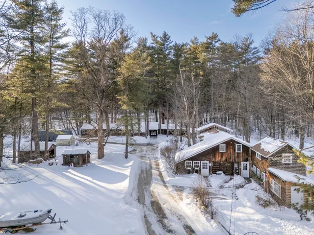 $500,000 | 85 Intervale Road, Wilton, NH 03086