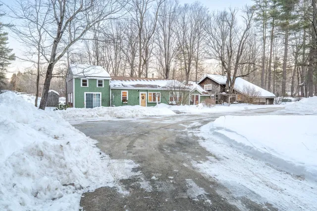 $500,000 | 85 Intervale Road, Wilton, NH 03086