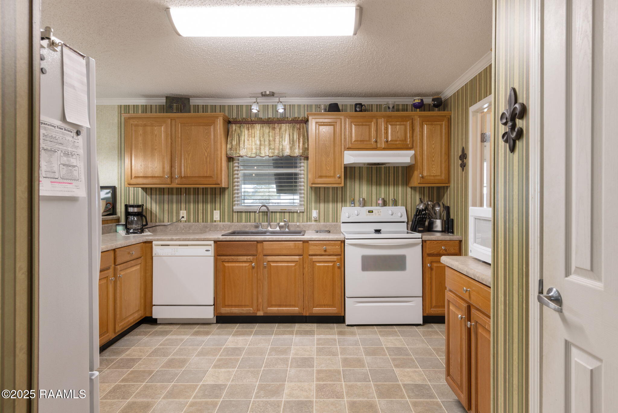 2017 Edia Street Maurice, LA 70555 - Photo 13 of 24 6-web-or-mls-2017 Edia St-6