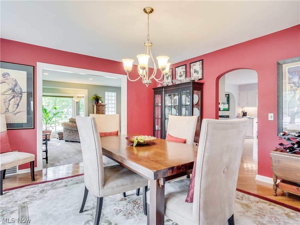 2824 Kent Road Silver Lake, OH 44224 - Photo 11 of 35 Dining Room
