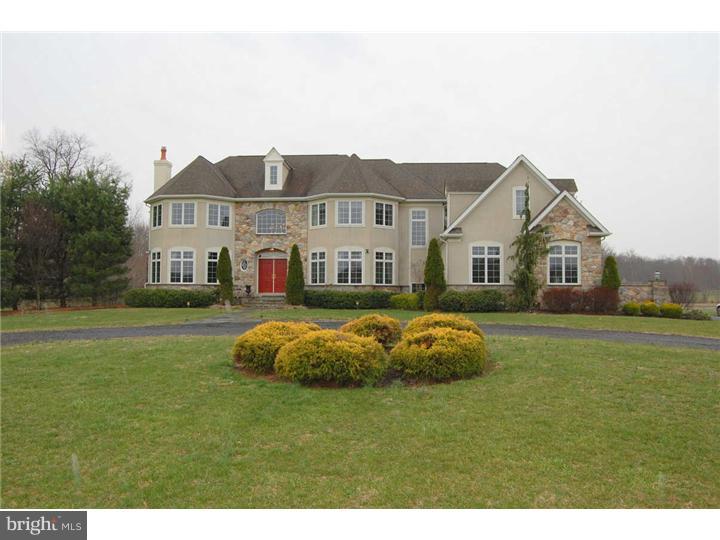 145 Rue St Jacques, Unit 6 Line Lexington, PA 18932 - Photo 1 of 25 Exterior Front