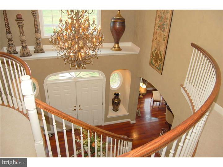 145 Rue St Jacques, Unit 6 Line Lexington, PA 18932 - Photo 3 of 25 Foyer