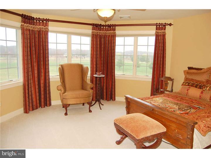 145 Rue St Jacques, Unit 6 Line Lexington, PA 18932 - Photo 21 of 25 Bedroom 2