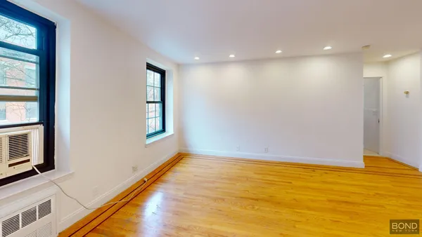 $8,000 | 26 Charlton Street, Unit 3B | Hudson Square